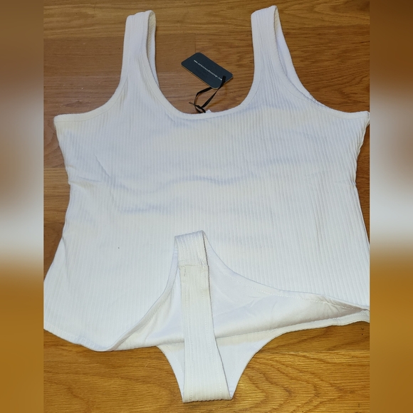 NWT White Ribbed lined Tank Bodysuit - Picture 2 of 3